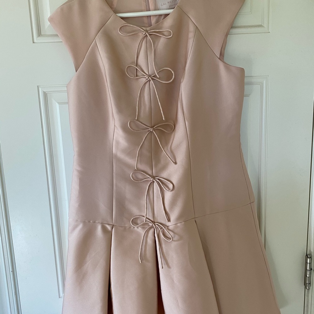 Gal meets glam dress